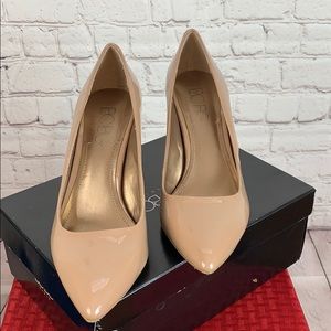 BCBG PARIS Nude Heals Women’s Size 9 1/2